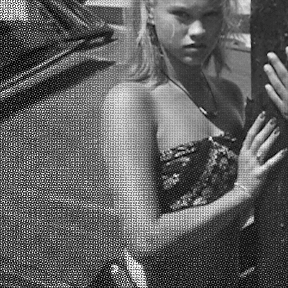 Harmony Dust - Young - BW With Halfttone